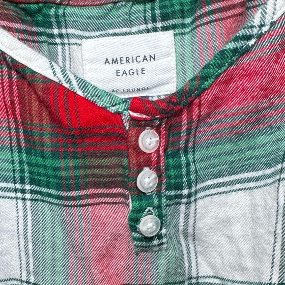 American eagle Christmas flannel sleep romper - Picture 3 of 4
